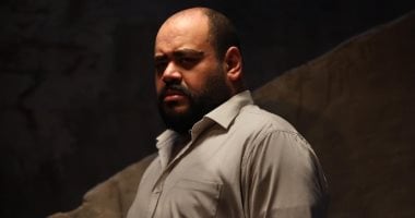 دعاية مبتكرة للترويج لفيلم السادة الأفاضل قبل عرضه بالسينمات.. فيديو وصور