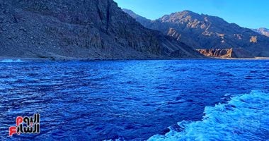 تعرف على الـ"بلو هول" حفرة زرقاء تغري الغواصين والمغامرين فى دهب.. صور