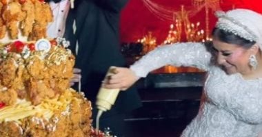 مش بس تورتة الفرايد تشيكن.. أسباب جعلت حفل زفاف دينا هشام حديث السوشيال ميديا