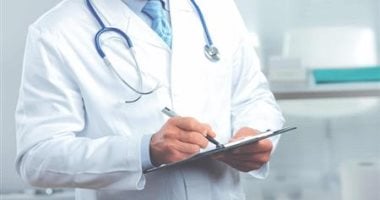 هل يجوز للطبيب إفشاء سر المريض؟ .. دار الإفتاء توضح وتُجيز فى عدة حالات هل يجوز للطبيب إفشاء سر المريض؟ .. دار الإفتاء توضح وتُجيز فى عدة حالات