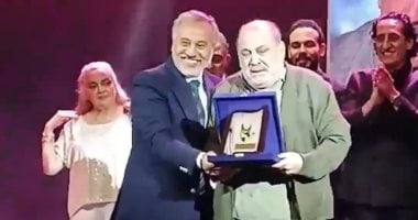 بكاء ضياء المرغنى وظهور صبرى عبد المنعم على كرسى أبرز لقطات مهرجان نقابة المهن التمثيلية