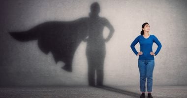 اليوم العالمى للفتاة.. بنات 4 أبراج تتمتع بشخصية قوية وقيادية