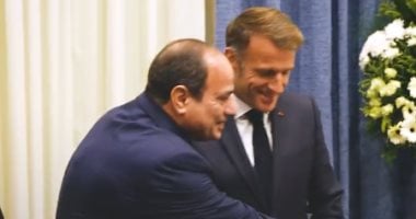 معا من أجل السلام.. ماكرون يستعرض لقائه الرئيس السيسى بقمة شرم الشيخ "فيديو"