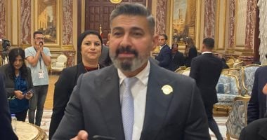 وصول الفنان ياسر جلال إلى مجلس الشيوخ لاستخراج كارنيه العضوية وصول الفنان ياسر جلال إلى مجلس الشيوخ لاستخراج كارنيه العضوية