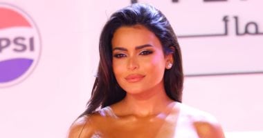 أسماء جلال تخطف الأضواء فى حفل افتتاح مهرجان الجونة.. صور