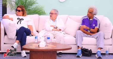 يسرا: قولت ليوسف شاهين مش فاهمة حاجة من حدوتة مصرية.. قالى ما انتى حمارة يسرا: قولت ليوسف شاهين مش فاهمة حاجة من حدوتة مصرية.. قالى ما انتى حمارة