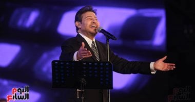 هانى شاكر يغنى "لا تكذبى وجانا الهوى" فى مهرجان الموسيقى العربية