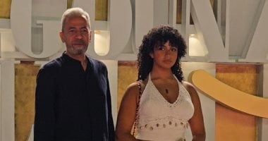 صبرى فواز يصطحب ابنته فى عرض السادة الأفاضل بمهرجان الجونة صبرى فواز يصطحب ابنته فى عرض السادة الأفاضل بمهرجان الجونة