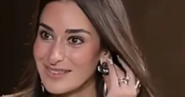 اعرف سعر أقراط زارا بعد ظهور أمينة خليل بها فى مهرجان الجونة.. صور اعرف سعر أقراط زارا بعد ظهور أمينة خليل بها فى مهرجان الجونة.. صور