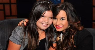 ديمى لوفاتو تكشف عن ندمها لعدم حماية شقيقتها من التنمر بسبب وزنها