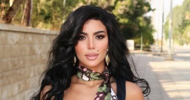 أول تعليق من كارولين عزمى على اختيارها ضمن قائمة 50 أجمل وجه فى الشرق الأوسط