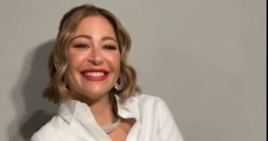 بعد زواجها.. منة شلبى فى جلسة تصوير على أغنية نانسى عجرم بعد زواجها.. منة شلبى فى جلسة تصوير على أغنية نانسى عجرم