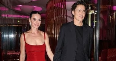 كاتي بيري وجاستن ترودو يؤكدان علاقتهما العاطفية بظهورهما فى باريس.. فيديو كاتي بيري وجاستن ترودو يؤكدان علاقتهما العاطفية بظهورهما فى باريس.. فيديو