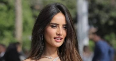 زينة تهرب من حفل زفافها وتتغير حياتها في مسلسل ورد وشوكولاتة