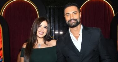 يسرا وياسمين عبد العزيز وكريم فهمى فى حفل زفاف هادى الباجورى وهايدي خالد ياسمين عبد العزيز وكريم فهمي فى حفل الزفاف
