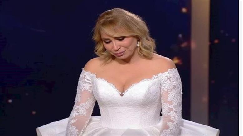 «3 جوازات وطلاقين».. دفتر أحوال الوسط الفني في 30 يوم