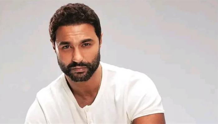 معلمتي قالت إن رسمتي «وحشة» فتركت أثرا في نفسي.. وأصبت بالاكتئاب