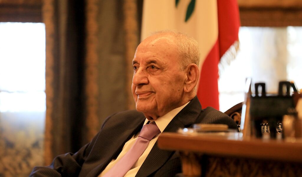 بري يكرر تمسك لبنان بالـ1701 ويشيد بدور «اليونيفيل» - جريدة الأخبار