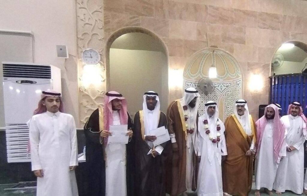 محافظ الوجه يكرم حافظَي القرآن التدلاوي والجهني – أخبار السعودية محافظ الوجه يكرم حافظَي القرآن التدلاوي والجهني - أخبار السعودية