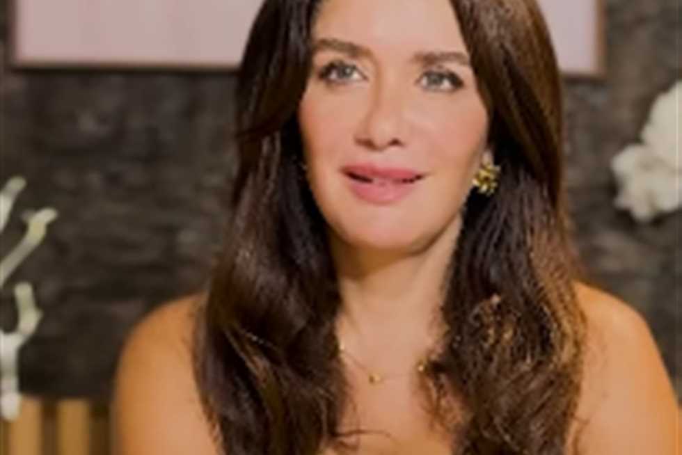 غادة عادل عن عملية التجميل: قلت للدكتور مش عايزة أبان أحلى من الطبيعي