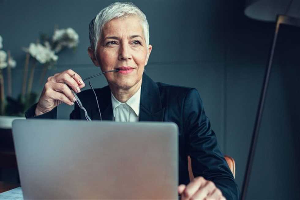 بيفكروا قبل ما يطلعوا الجنيه من جيبهم.. 5 أبراج بتخاف على فلوسها