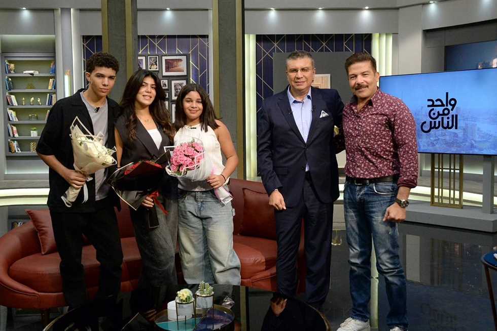 ياسر فرج يكشف عن صدمته في زملائه أثناء أزمة مرض ووفاة زوجته