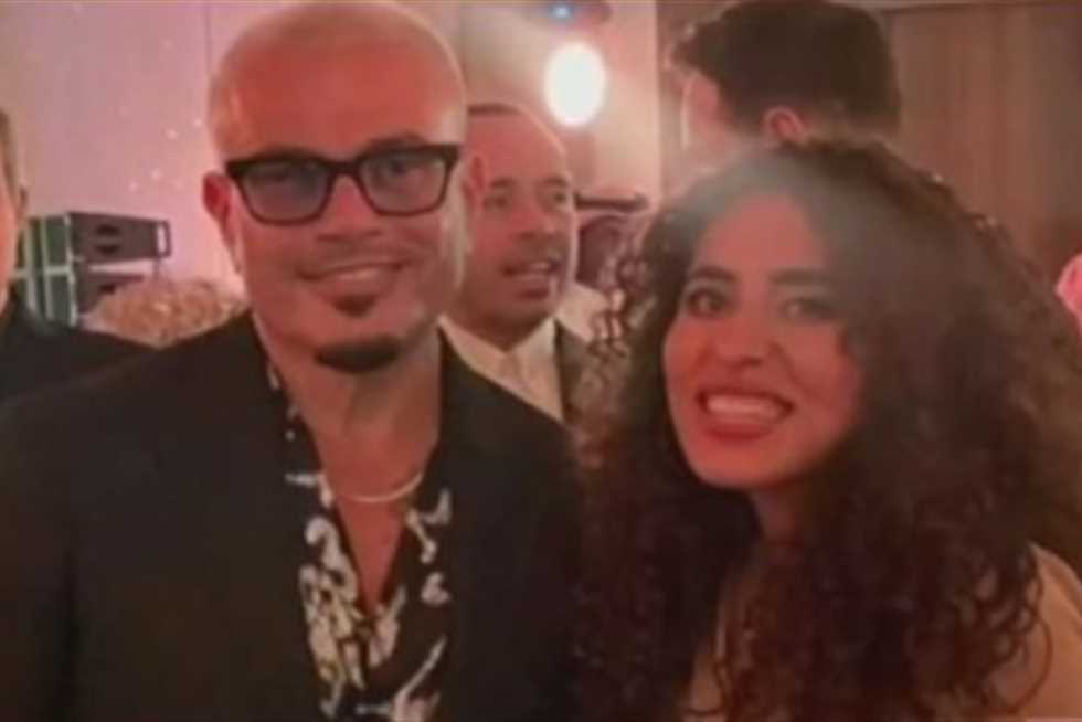 عمرو دياب عن منة القيعي: «شاعرة كبيرة وتقيلة»