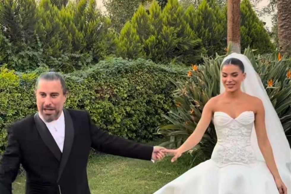 اللقطات الأولى من حفل زفاف المخرج هادي الباجوري (صور) اللقطات الأولى من حفل زفاف المخرج هادي الباجوري (صور)