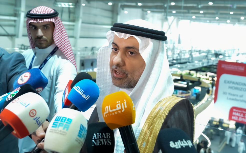 وزير الصحة لـ أرقام: مستمرون في تنفيذ برامج الخصخصة 
