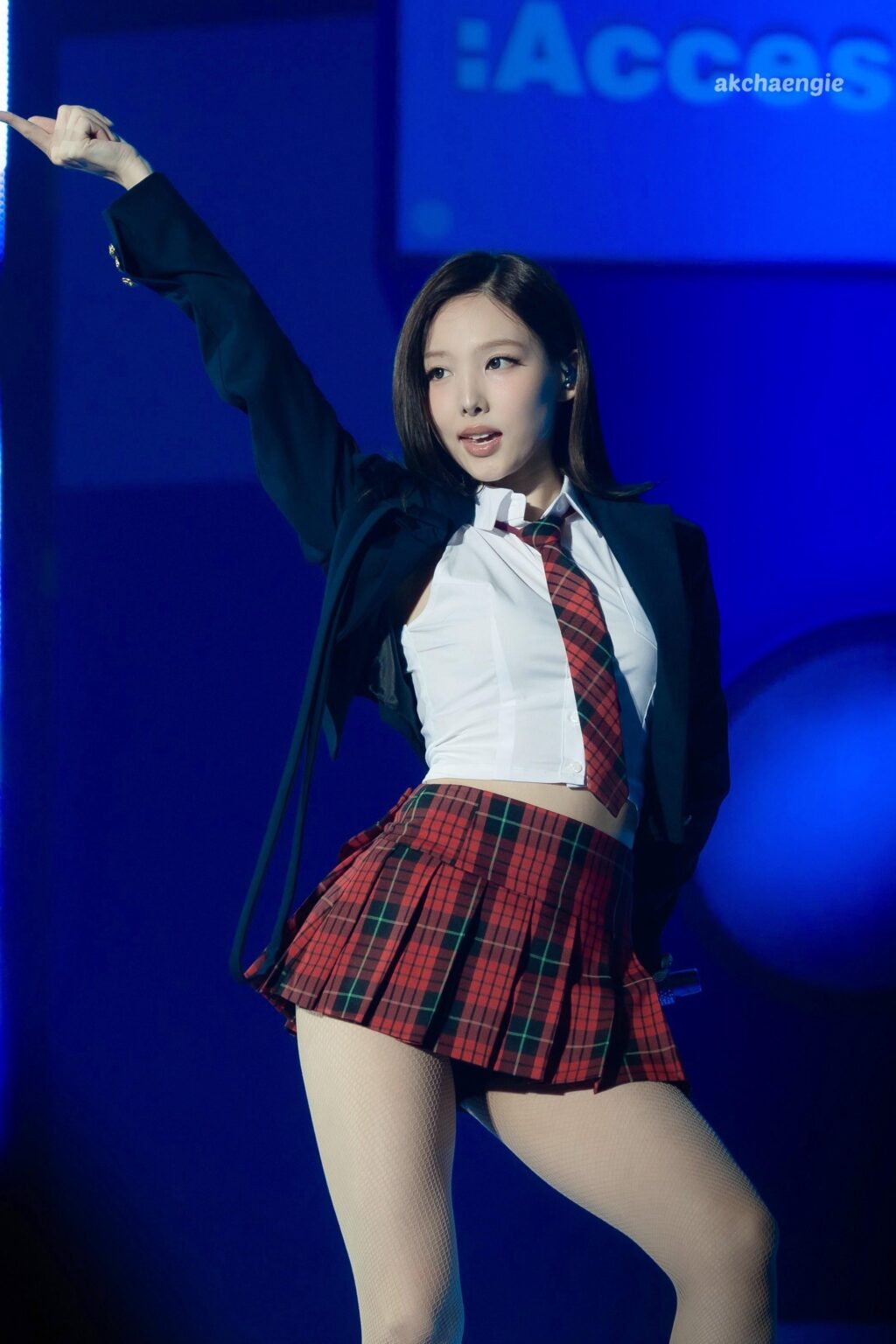 نايون نايون