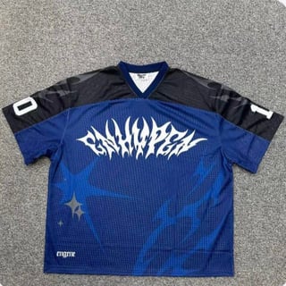 أبحث عن ملهم للزي مرتين (الصور ستكون منطقية عندما تقرأ وعد المنشور)