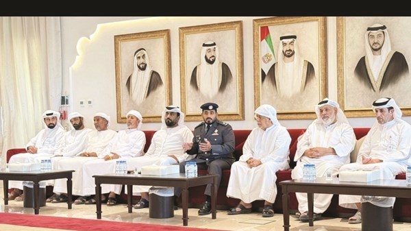 شرطة أبوظبي تعزز دور الأسرة في وقاية الأبناء من المخدرات شرطة أبوظبي تعزز دور الأسرة في وقاية الأبناء من المخدرات