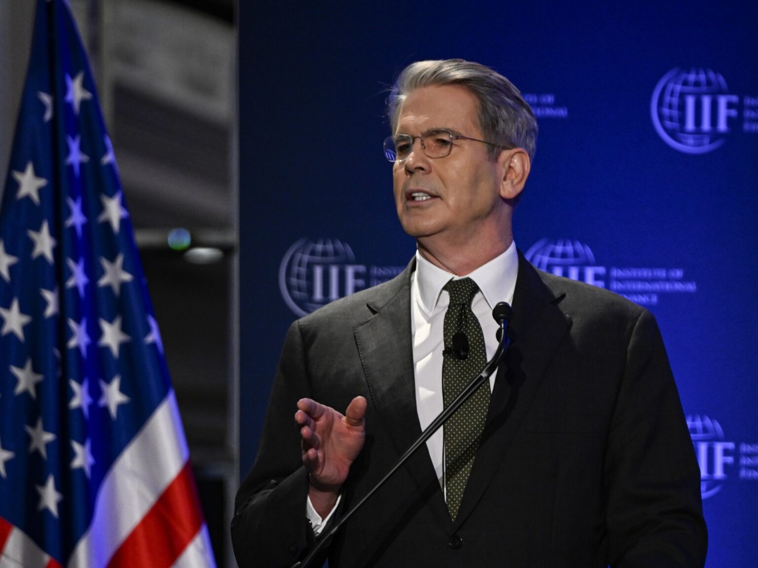 إدارة ترامب تفرض عقوبات على نحو 100 فرد وكيان لشراء النفط الإيراني | أخبار إدارة ترامب تفرض عقوبات على نحو 100 فرد وكيان لشراء النفط الإيراني | أخبار