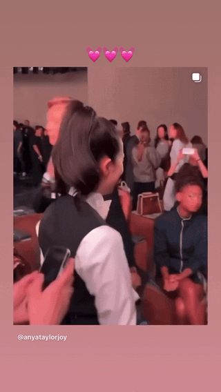 251004 تحديث قصة JISOO IG