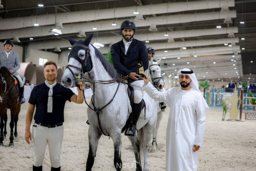 المازمي يتصدر «الفئة الكبرى» في دوري الإمارات لقفز الحواجز Al Bayan