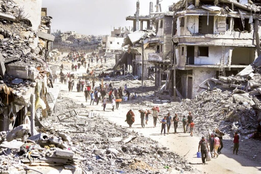 غزة.. سماء بلا دخان بعد وقف إطلاق النار غزة.. سماء بلا دخان بعد وقف إطلاق النار