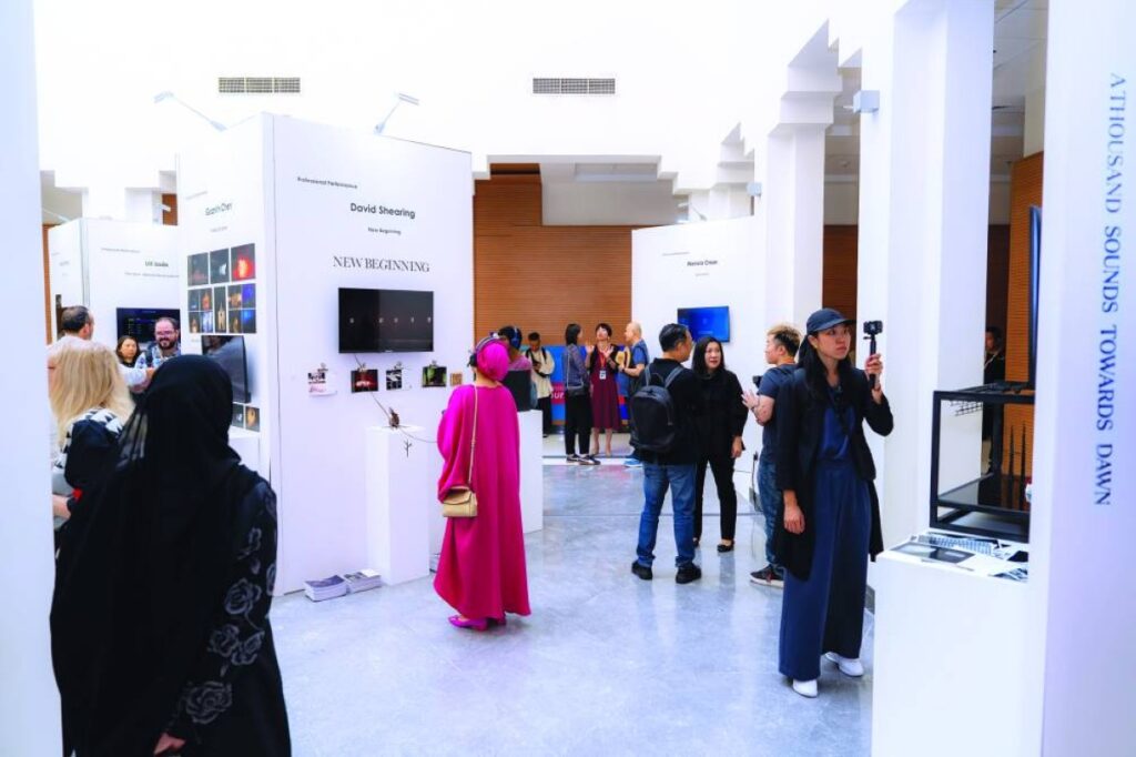 «تصميم المسرح العالمي» في ضيافة الشارقة Al Bayan