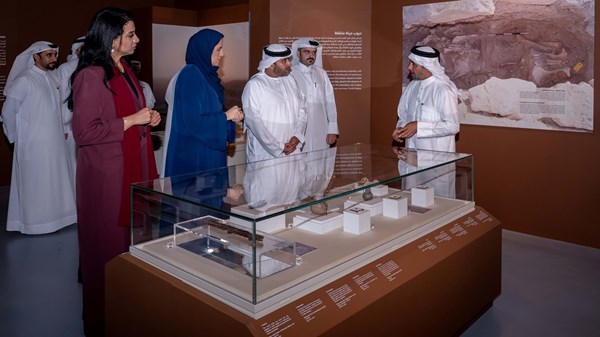 افتتاح معرض «من الحجارة: أدوات صنعت عصور ما قبل التاريخ في قطر»