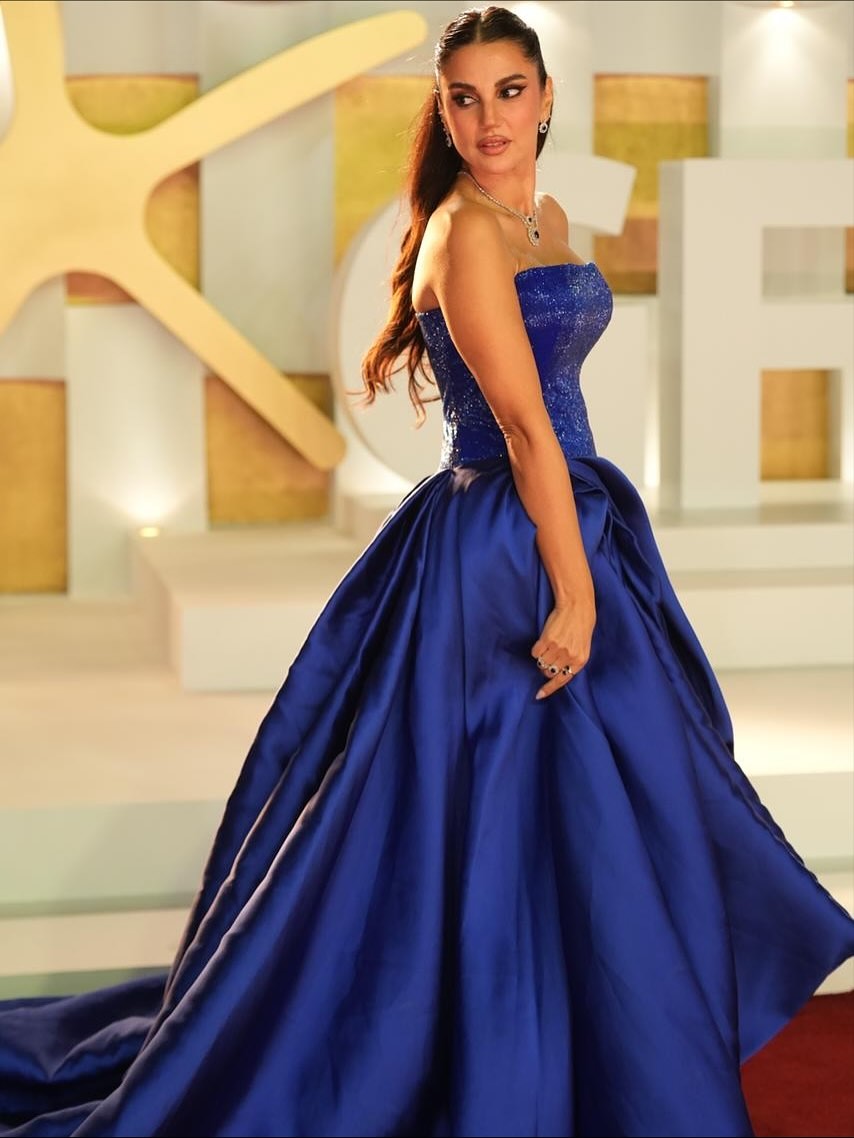 درّة زروق بكامل أناقتها في مهرجان الجونة السينمائي (إنستغرام)