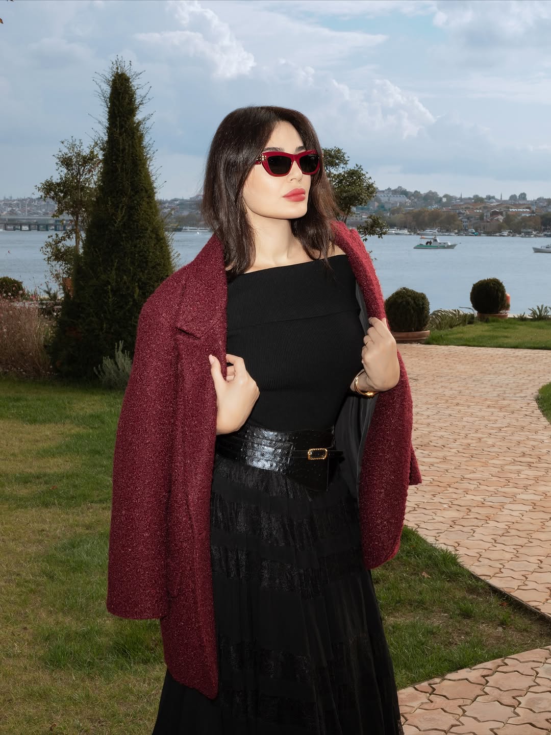 سيرين عبدالنور في جلسة تصوير خاصة باسطمبول (انستغرام)