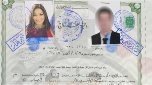 صورني في أوضاع خاصة وطلب مني 3 ملايين جنيه.. المطربة رحمة محسن تتقدم ببلاغ للنائب العام ضد طليقها