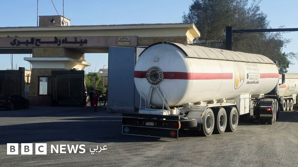 حرب غزة: إسرائيل تقول إن معبر رفح سيفتح لاحقاً "للأفراد لا المساعدات"، والحوثيون يعلنون مقتل رئيس الأركان العامة