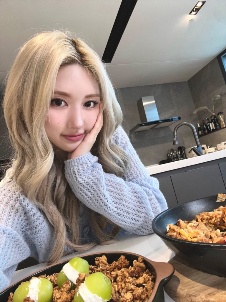 251028 تحديث تويتر الرسمي لـ IVE مع غايول