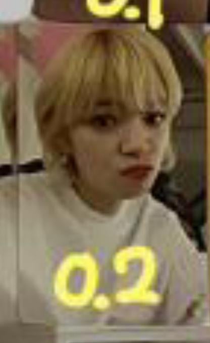 ساعدني في معرفة من أين هذا الملعب الضوئي من !!