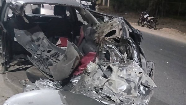 كانوا في زفة والعربية اتعجنت.. مصرع فتاة وإصابة أخرى بحادث بالجيزة