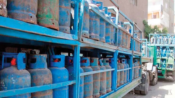 ارتفاع 50 جنيها| سعر أسطوانة البوتجاز بعد زيادة أسعار البنزين والسولار.. موعد الزيادة ارتفاع 50 جنيها| سعر أسطوانة البوتجاز بعد زيادة أسعار البنزين والسولار.. موعد الزيادة