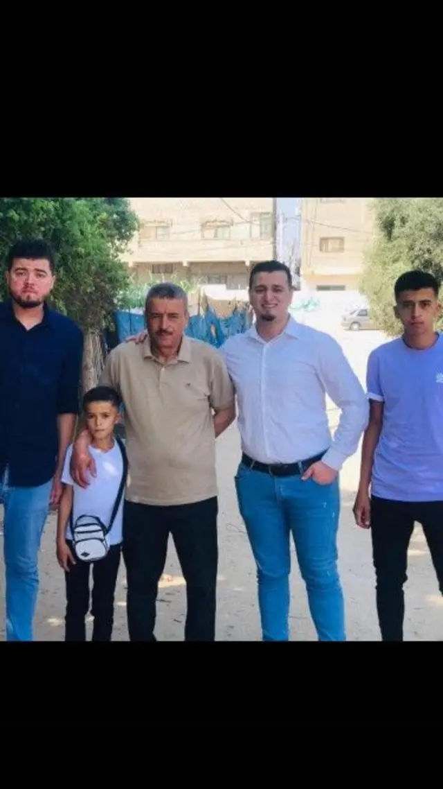 الناجي الوحيد من هذه العائلة هو الطفل محمود عبد الرحمن خليل ماضي، يبلغ من  العمر 11 عاماً