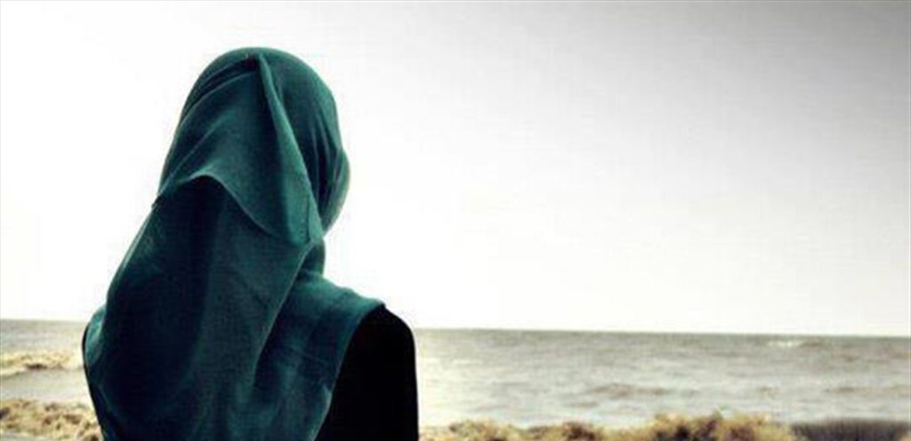 للمرة الأولى.. فنانة تطل بالحجاب في مهرجان الجونة (صور) Doc-P-1432751-638967595298786684.jpg