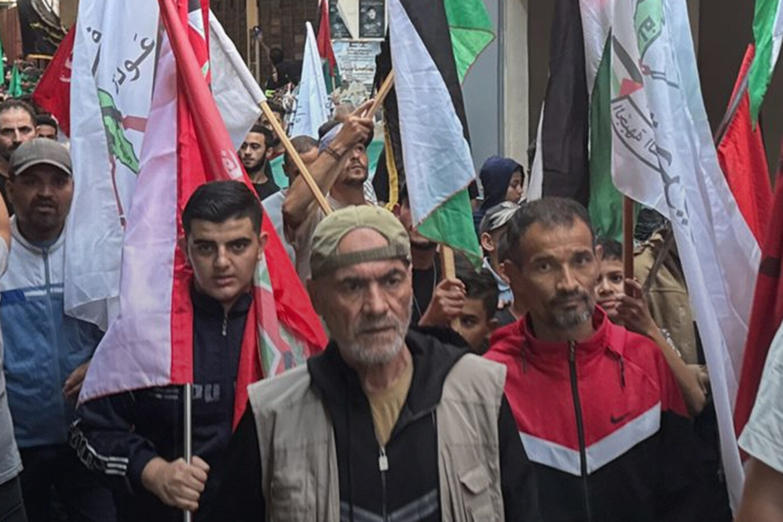 الفلسطينيون في لبنان يحتفلون باتفاق إنهاء الحرب على غزة | أخبار