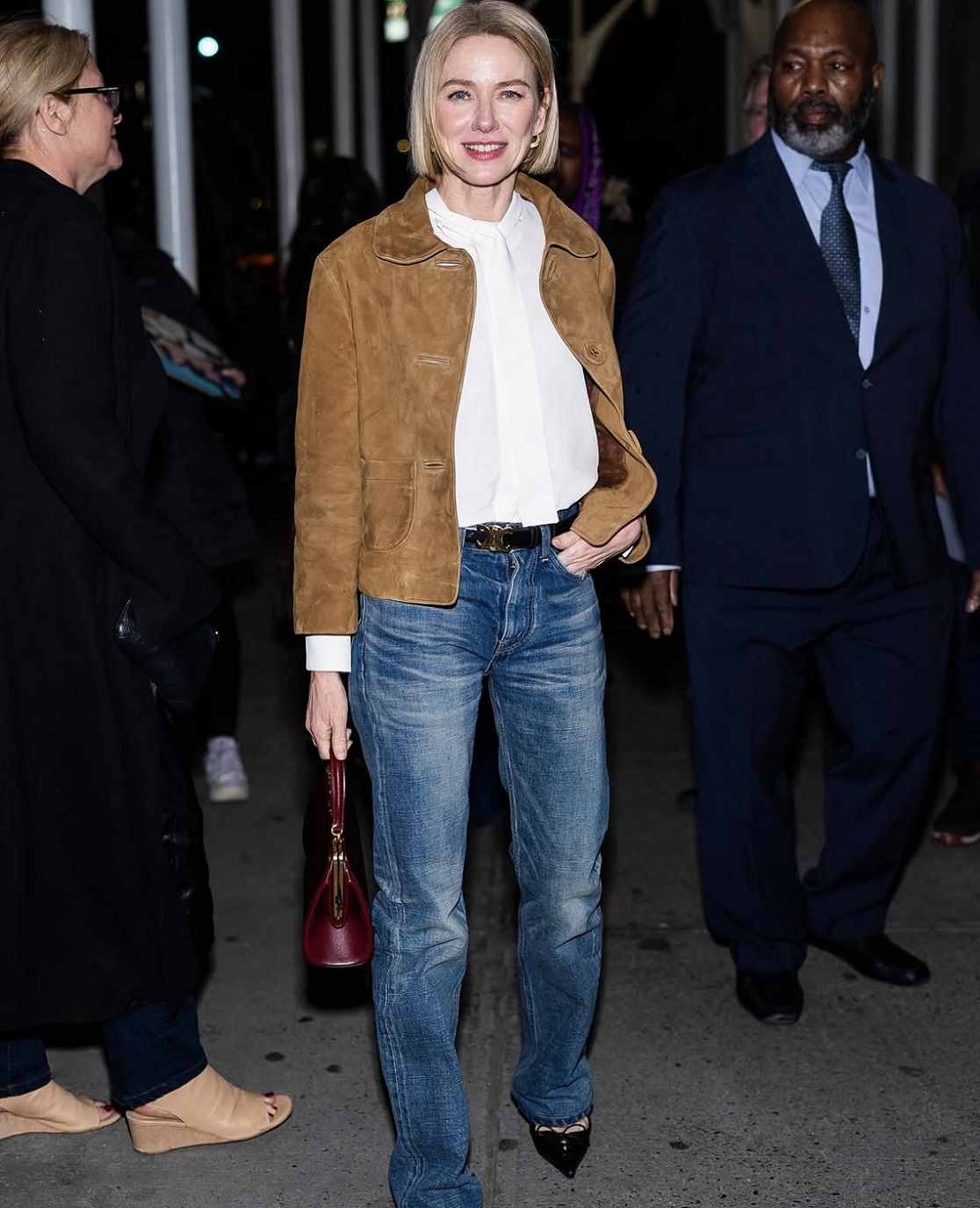 نعومي بإطلالة من سيلين (إنستغرام)